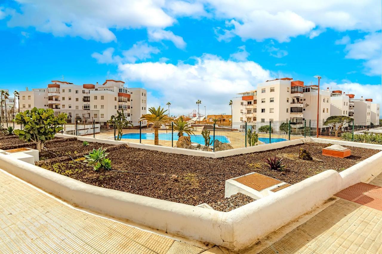 Luxury 3 Bedroom Perla Del Mar Адехе Екстер'єр фото